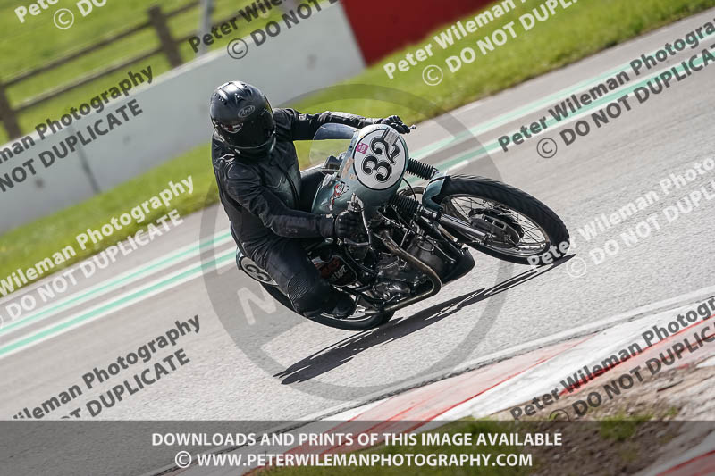 donington no limits trackday;donington park photographs;donington trackday photographs;no limits trackdays;peter wileman photography;trackday digital images;trackday photos